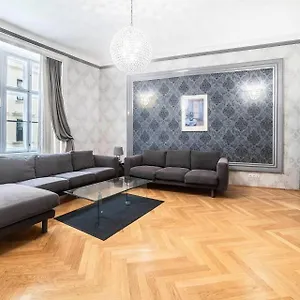 Carlton Apartment Vienna